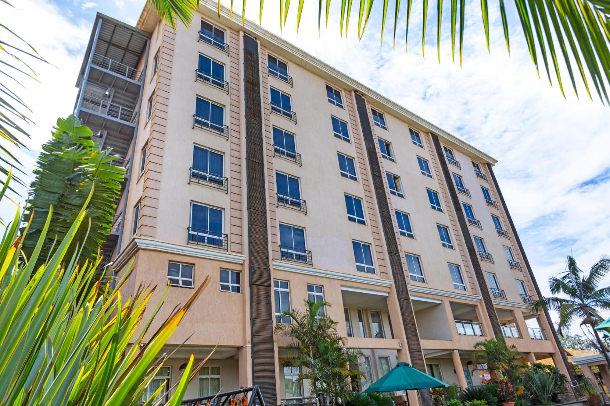 Three Steers Hotel メル エクステリア 写真